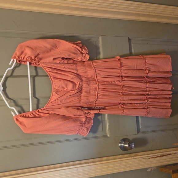 TRIXXI DRESS OFF THE SHOULDER OR ON THE SHOULDER NWOT - Picture 3 of 3